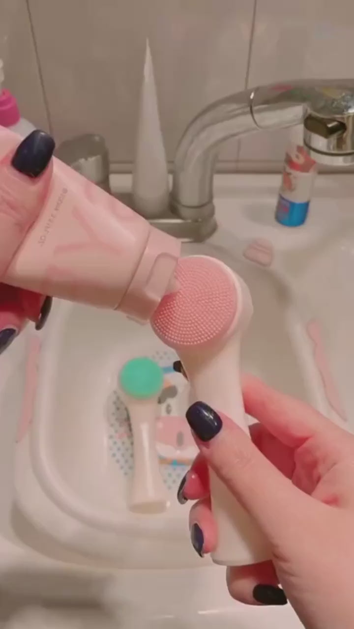 Nolyaq Revive Pro – Facial Cleansing Brush